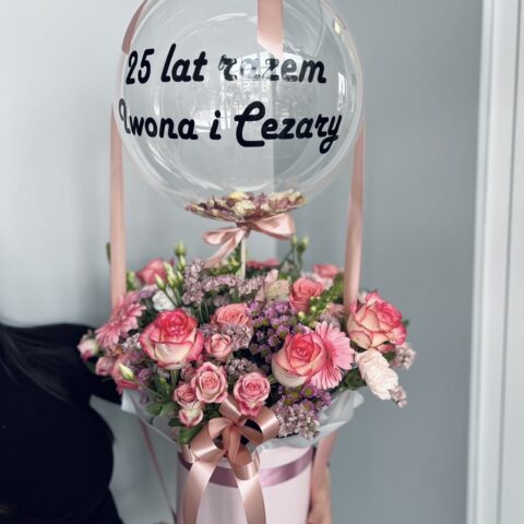 Flowerbox z balonem "Kwiaty w Chmurach"